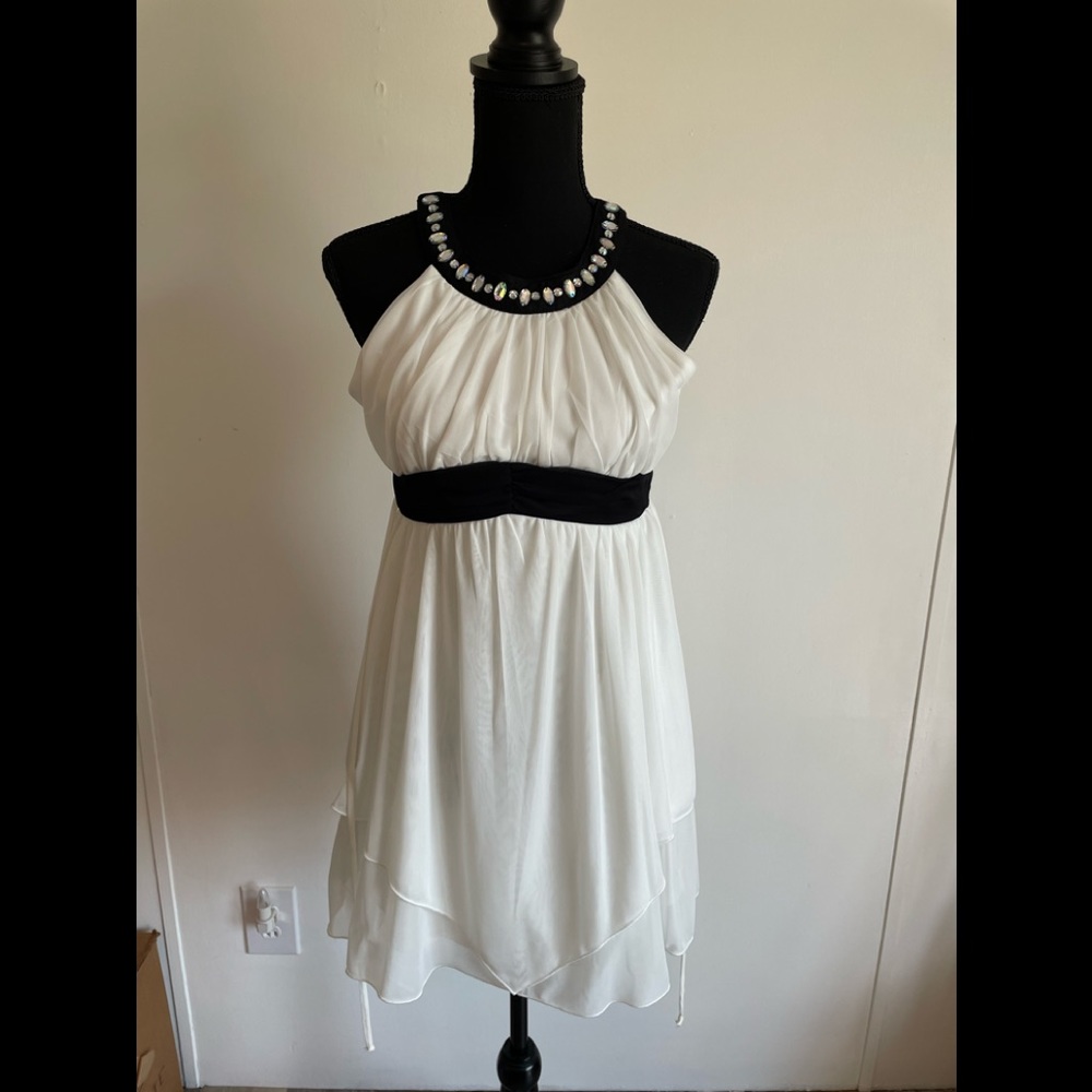 NWOT My Michelle midi dress- Never worn